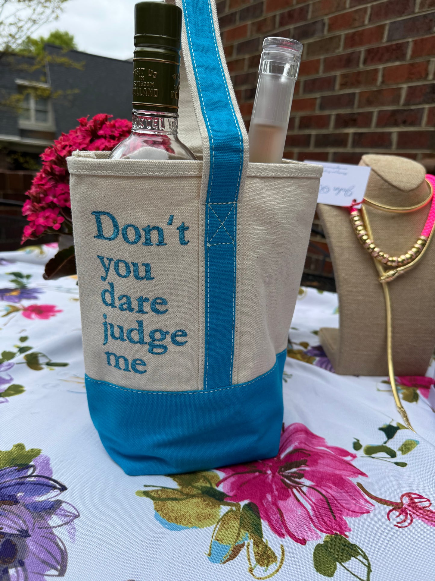 Two bottle wine tote - Don’t you dare judge me