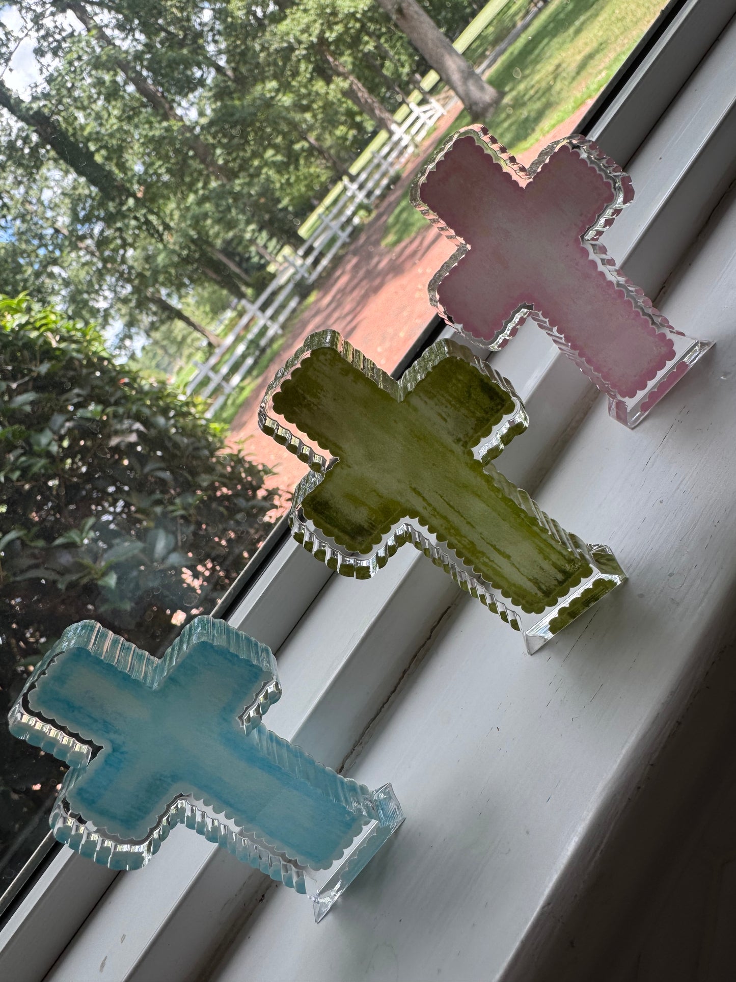 Acrylic cross mini