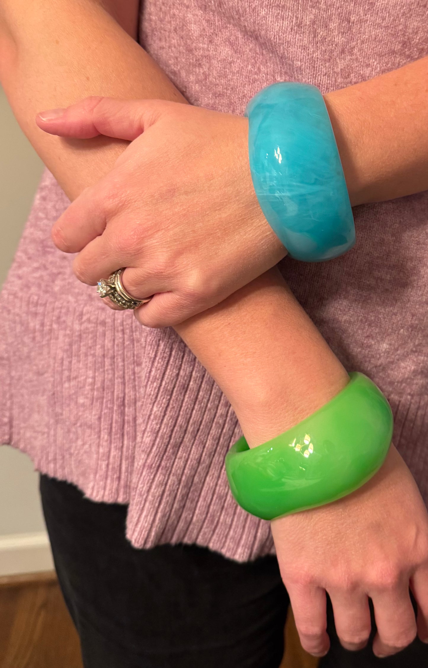 Acrylic blue bangle