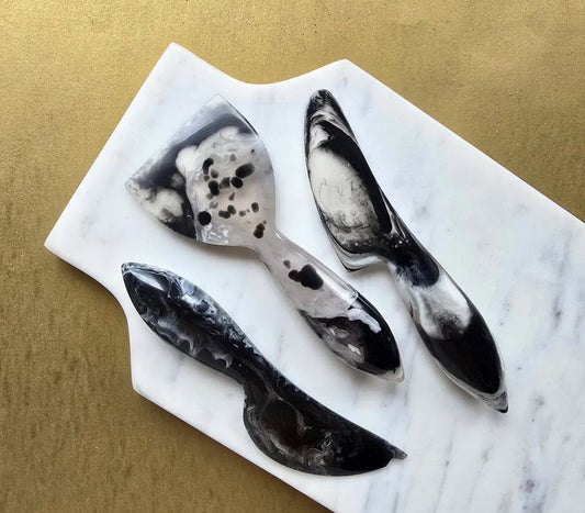 Resin cheese knife set - Black & white